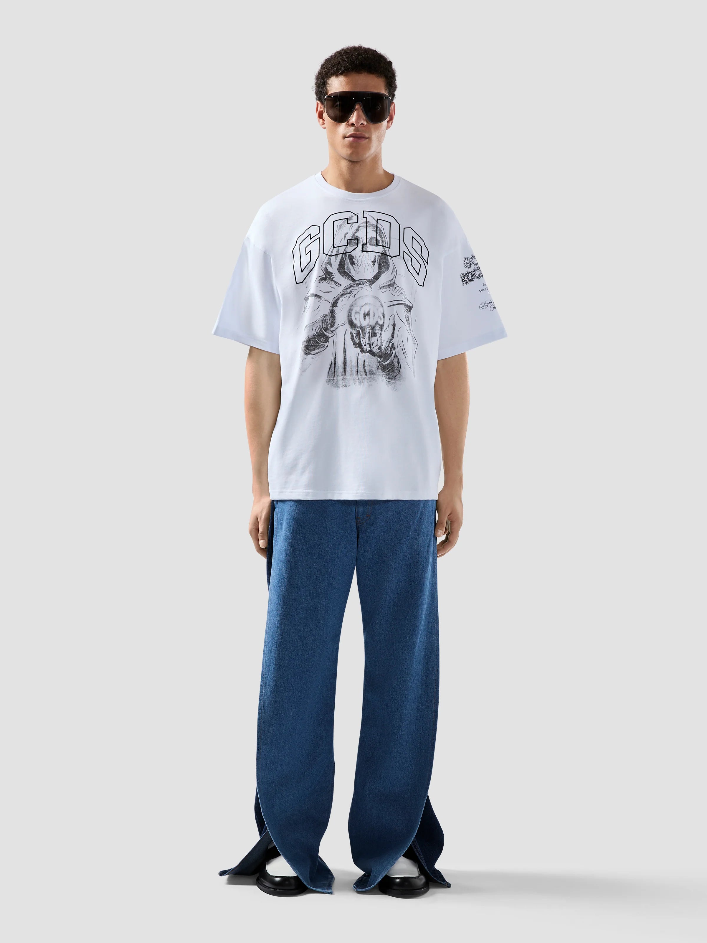 T-shirt stampa gotica GCDS