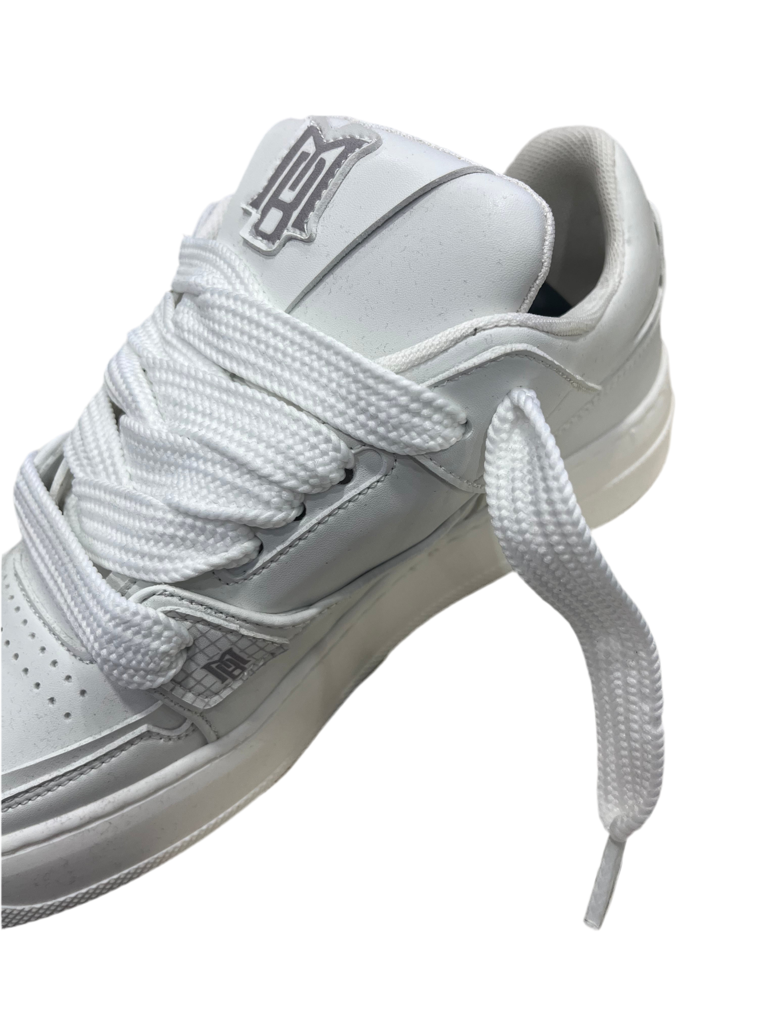 Brian Mills scarpe