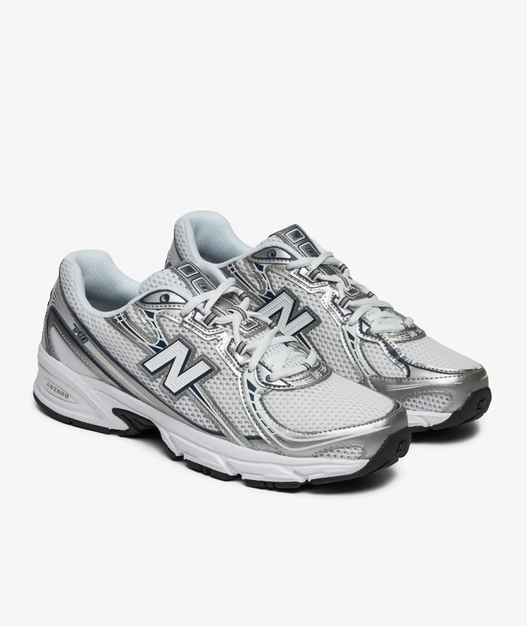 New Balance 740