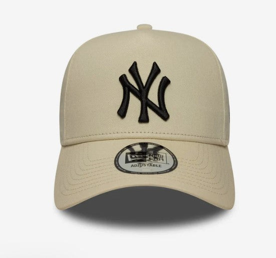 CAPPELLO NEW ERA BEIGE